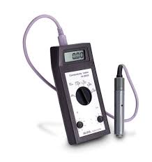 HI 8033 Portable Conductivity Meter